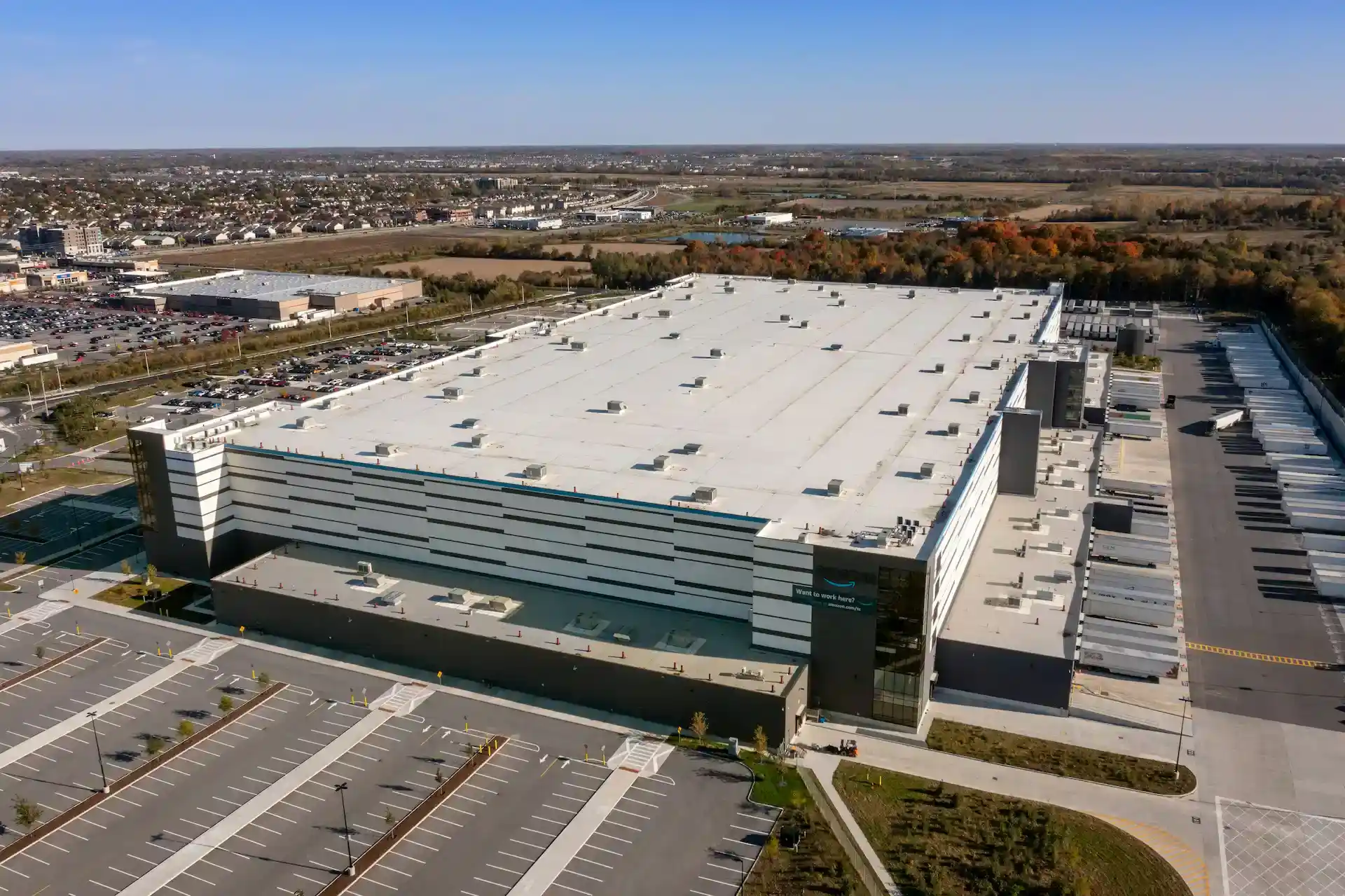 Warehouse and Distribution Center Roofing